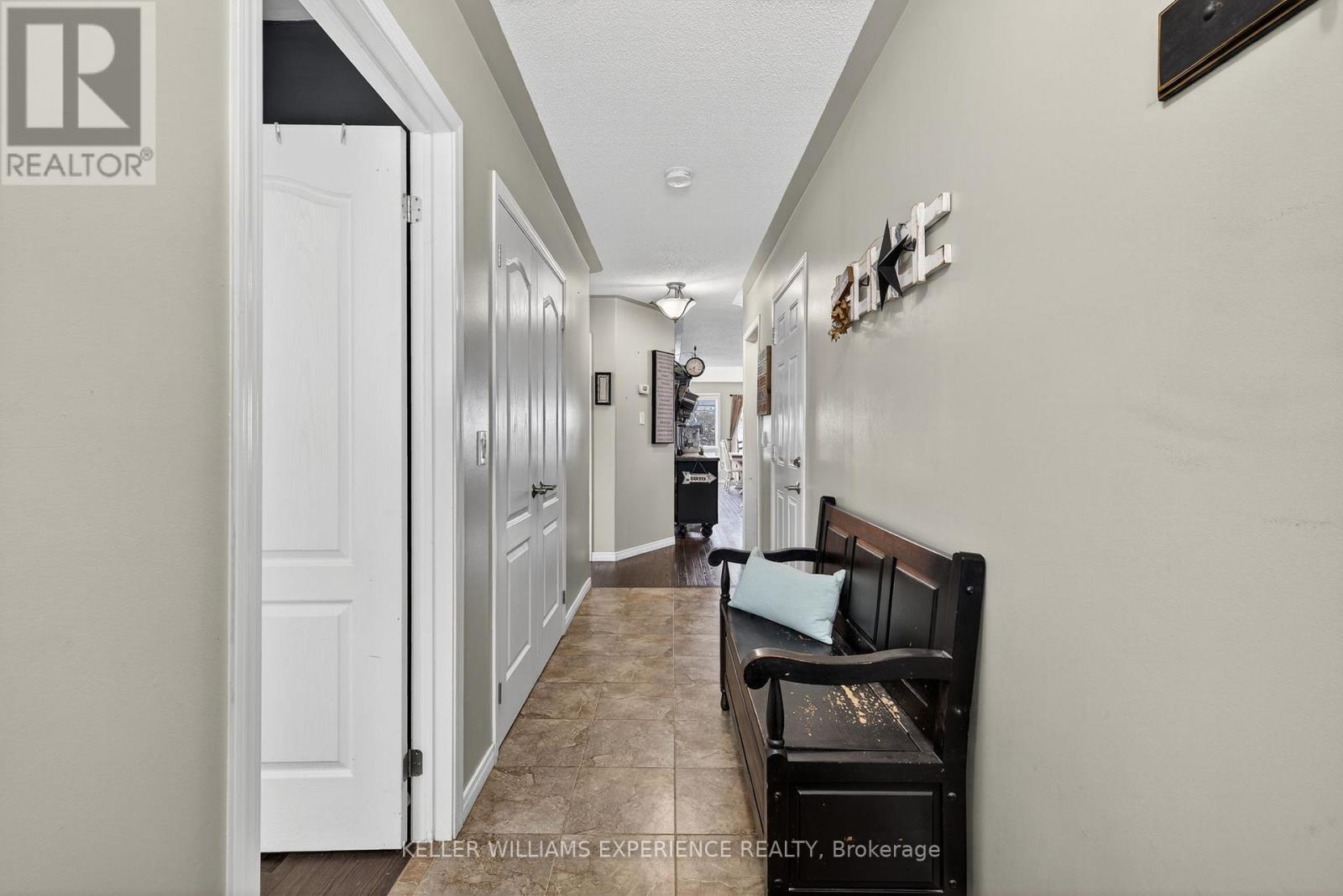 661 Clancy Crescent, Peterborough, Ontario  K9K 2S3 - Photo 7 - X12540016