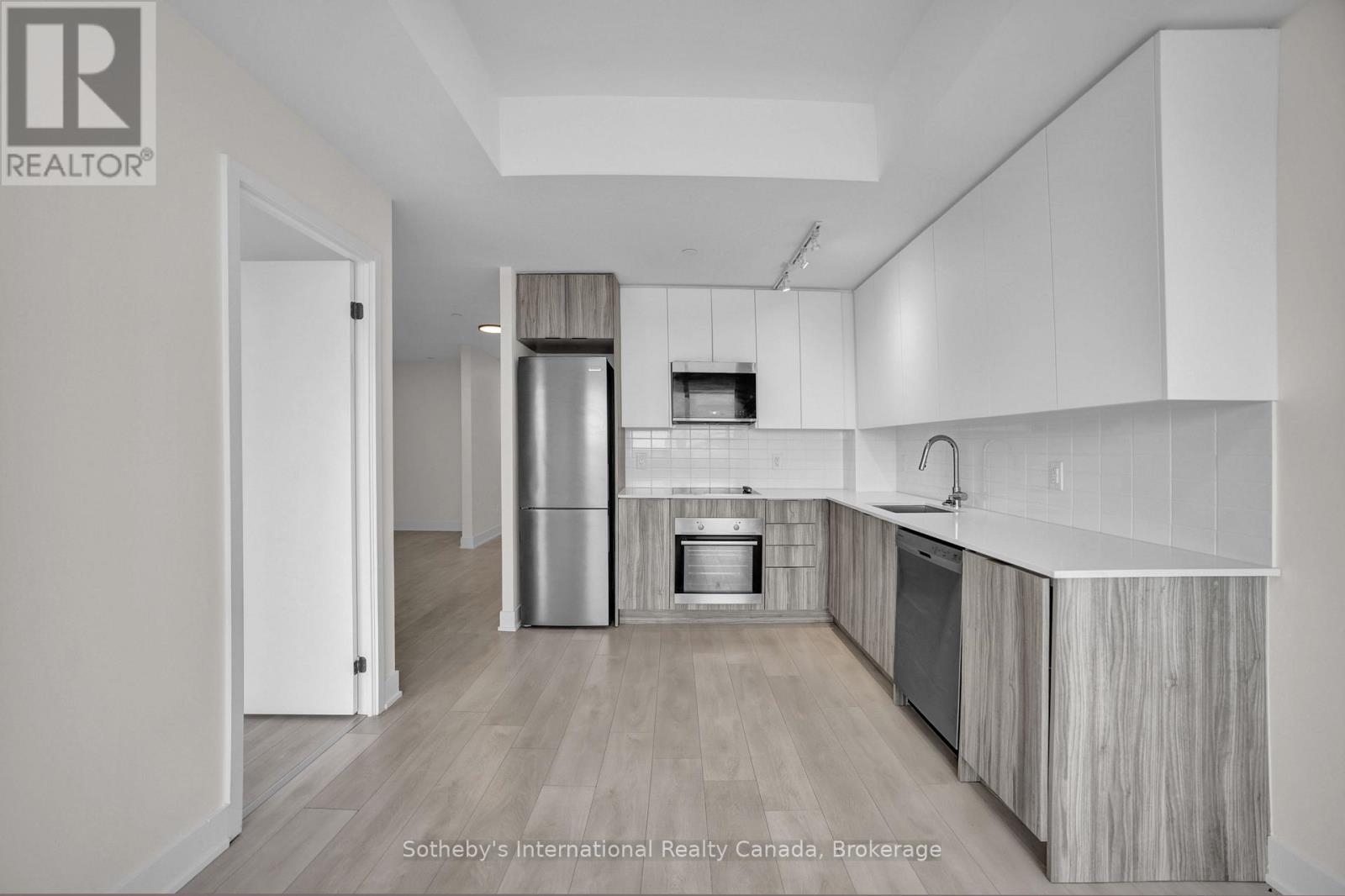 413 - 2489 Taunton Road, Oakville, Ontario L6H 3R9 - Photo 7 - W12540196