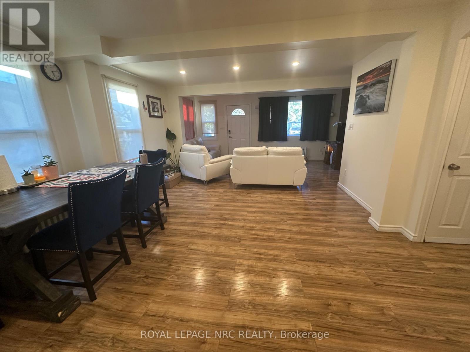 3 Portland Street, Thorold, Ontario  L2V 1R9 - Photo 15 - X12540156