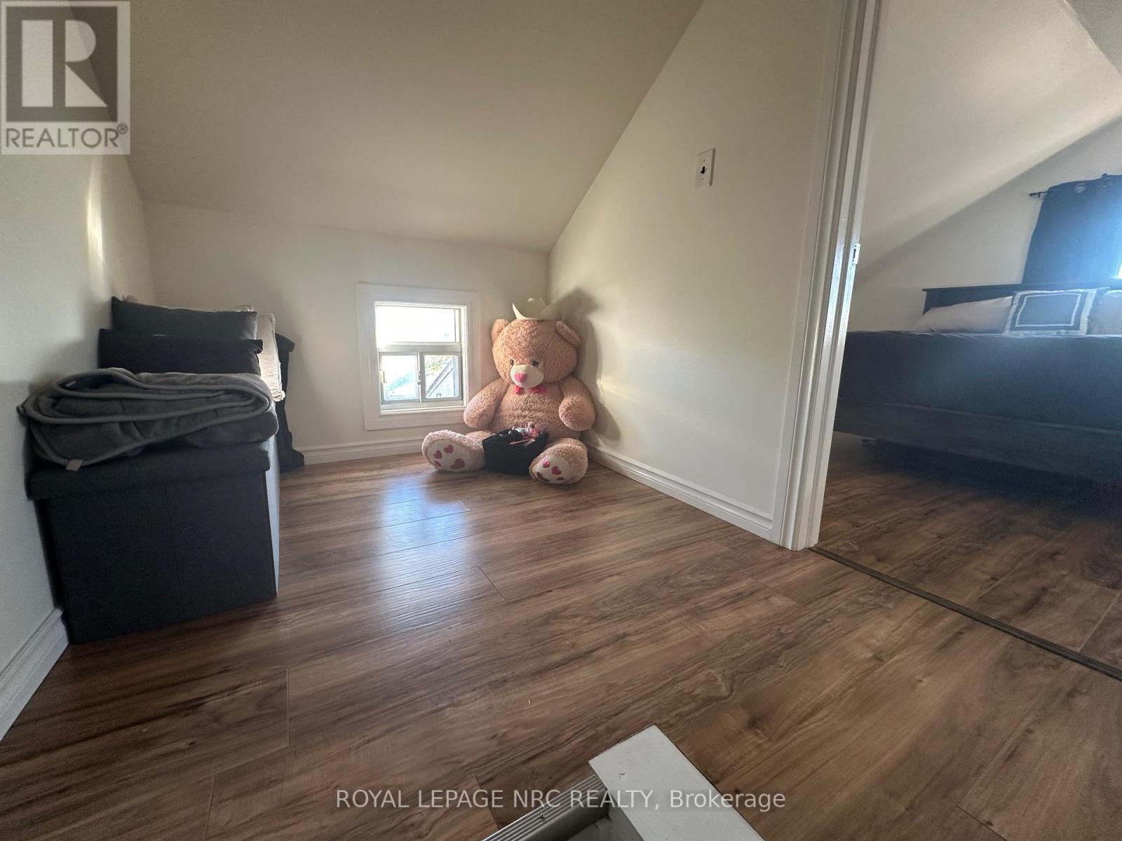 3 Portland Street, Thorold, Ontario  L2V 1R9 - Photo 25 - X12540156