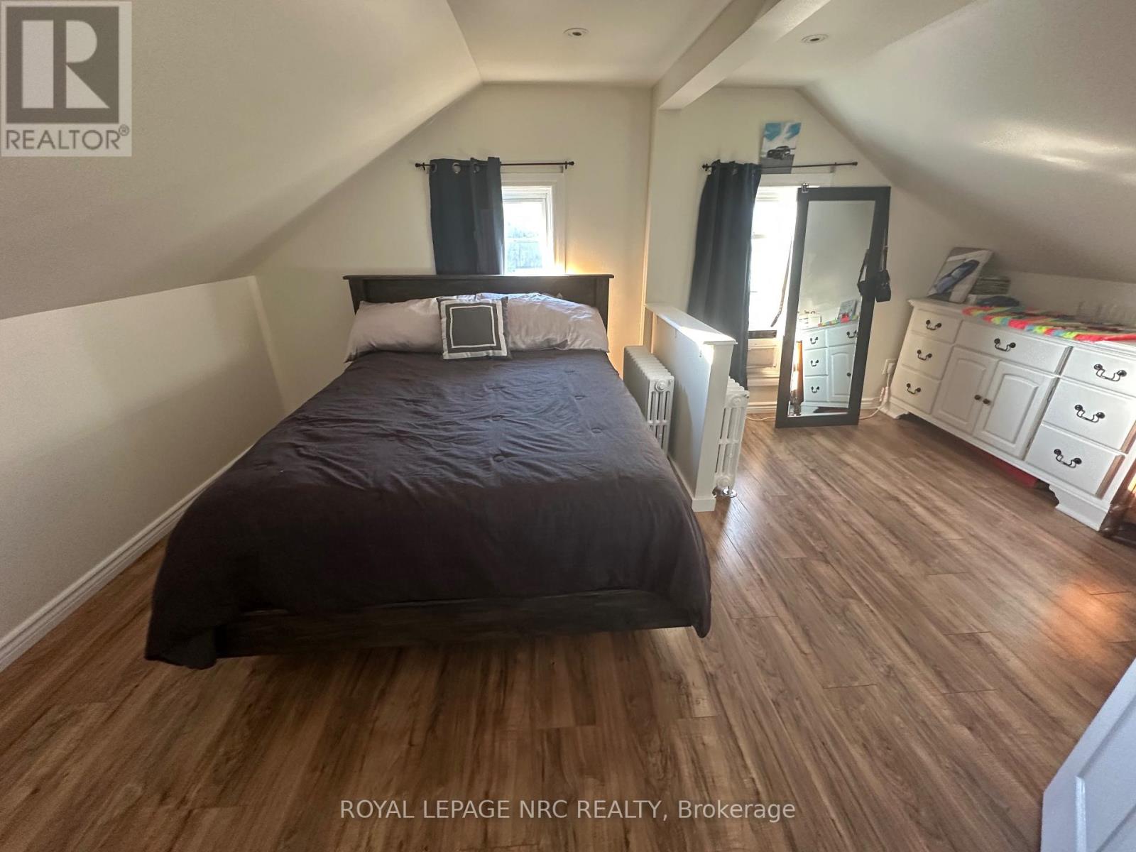 3 Portland Street, Thorold, Ontario  L2V 1R9 - Photo 26 - X12540156