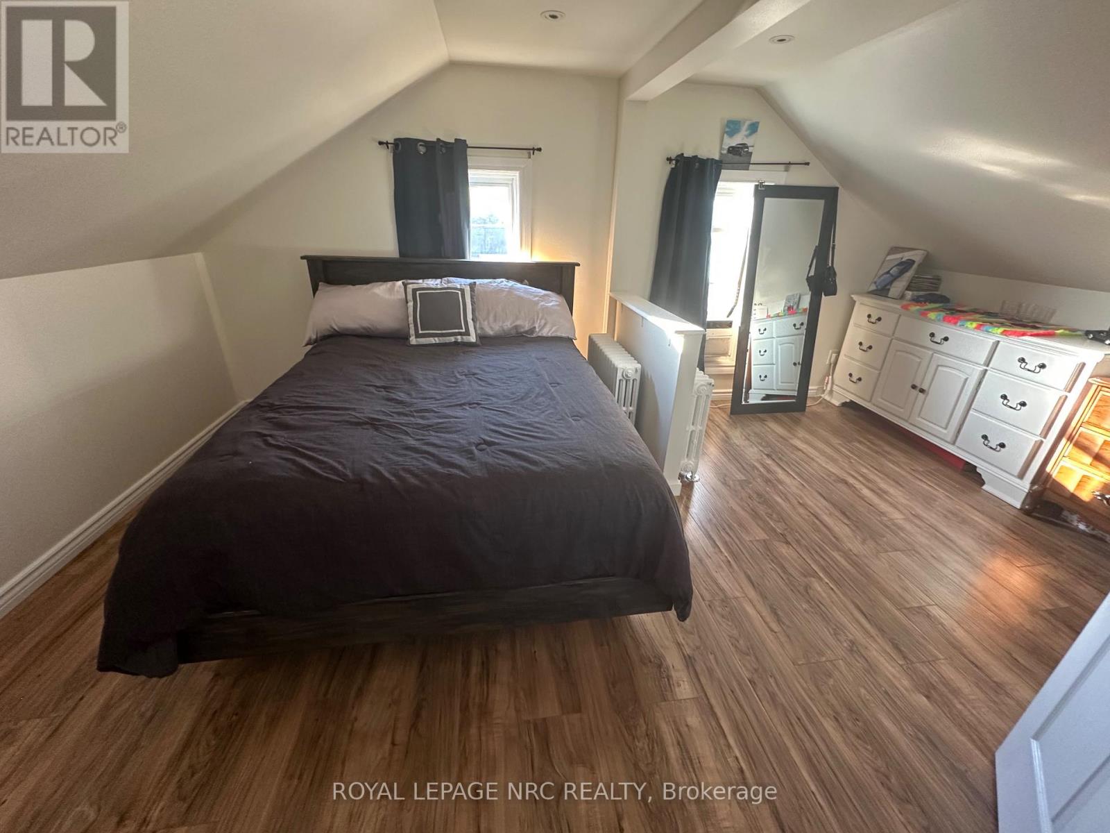 3 Portland Street, Thorold, Ontario  L2V 1R9 - Photo 27 - X12540156