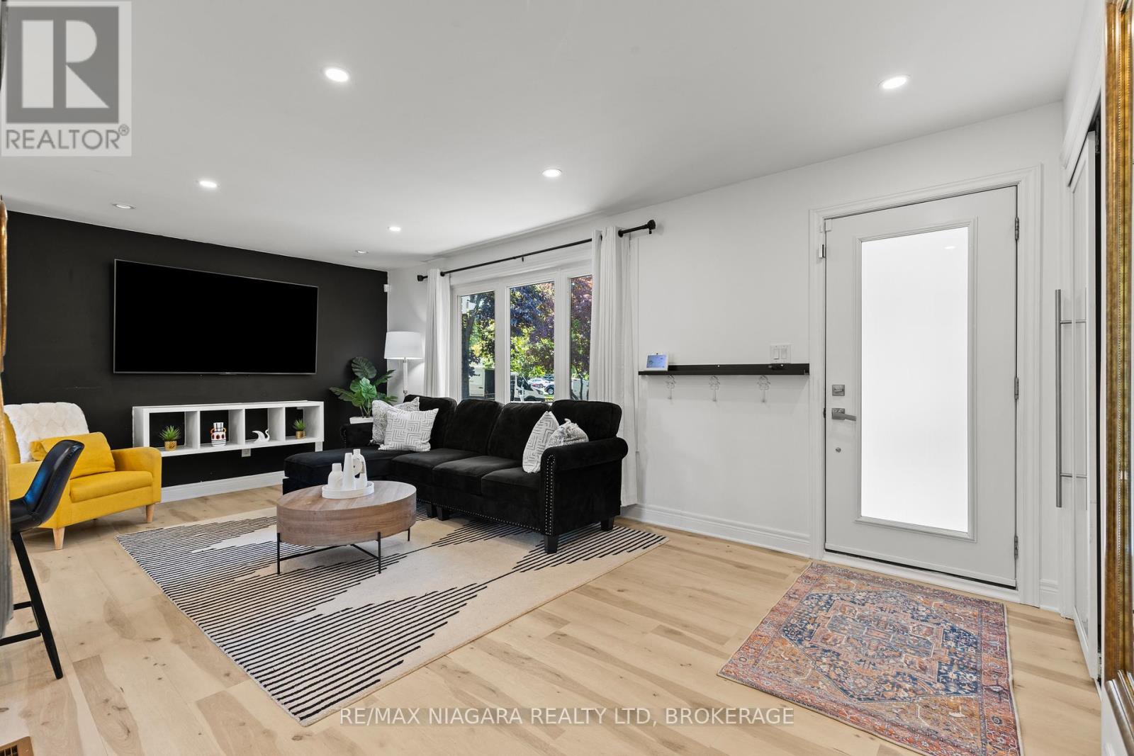 78 Glen Park Road, St. Catharines, Ontario  L2N 3E9 - Photo 4 - X12540184