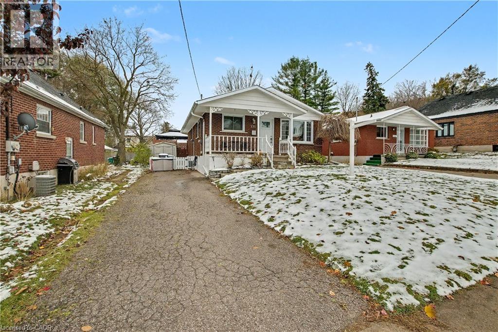 111 First Avenue, Cambridge, Ontario  N1S 2B5 - Photo 2 - 40787871