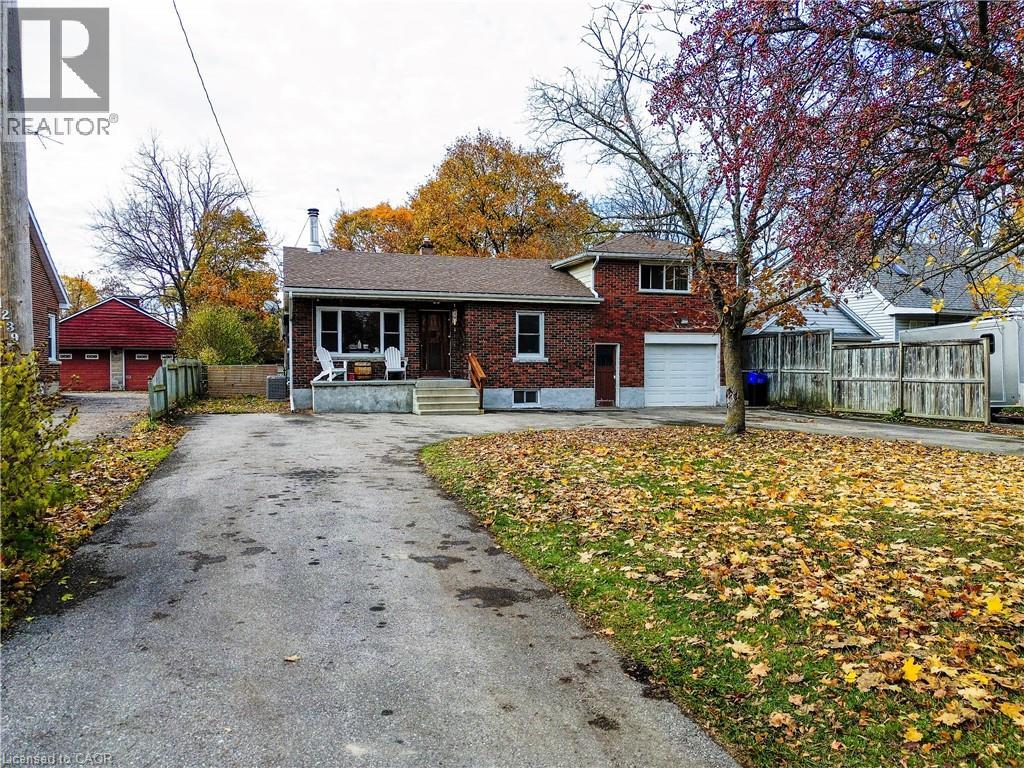 67 Blossom Avenue, Brantford, Ontario  N3T 5L9 - Photo 2 - 40781584