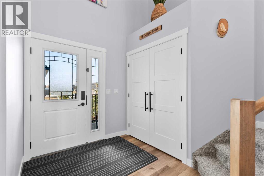 1024 Carriage Lane Drive, Carstairs, Alberta  T0M 0N0 - Photo 3 - A2255507