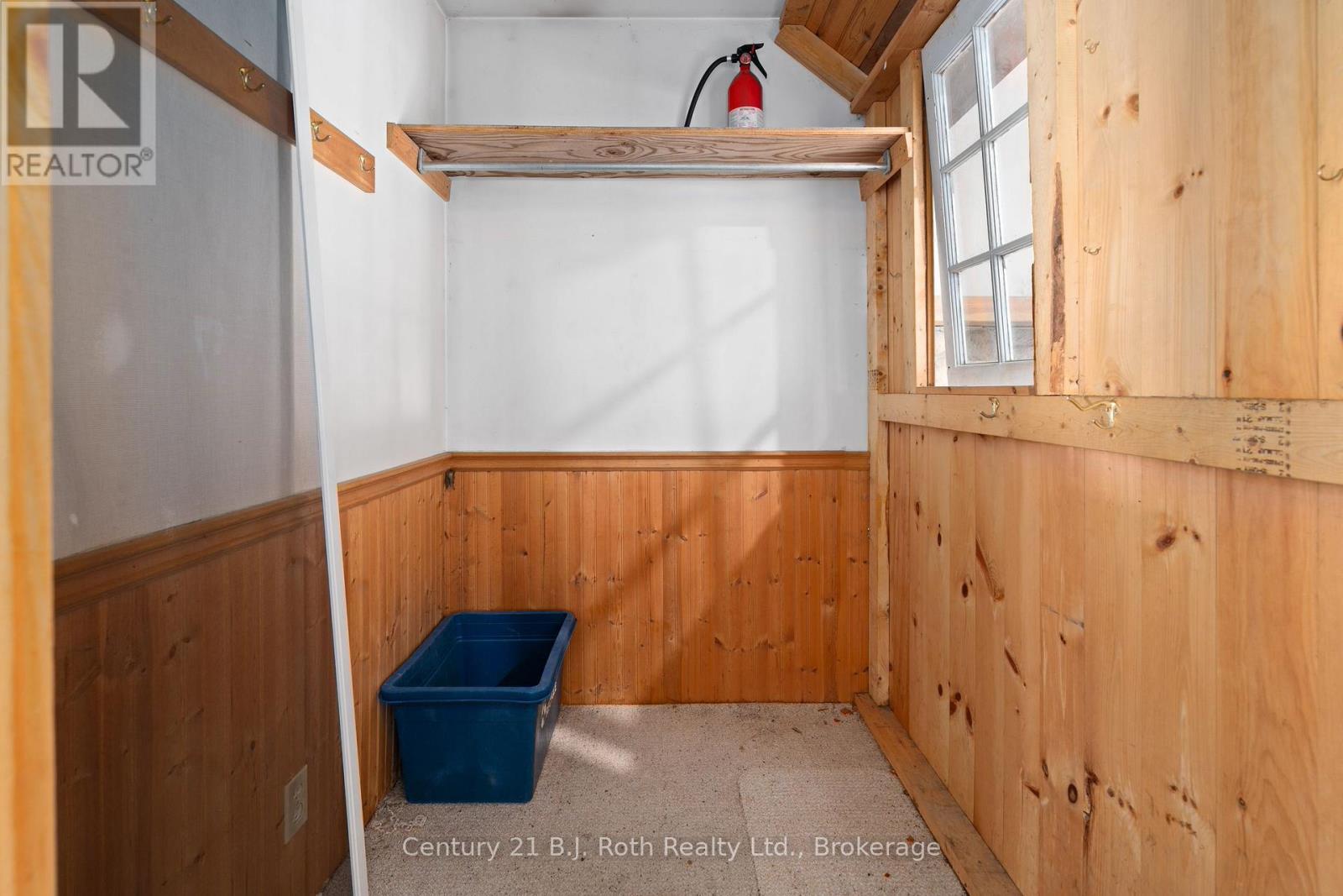 2377 Fraserburg Road, Lake Of Bays, Ontario  P1L 1X3 - Photo 11 - X12540190