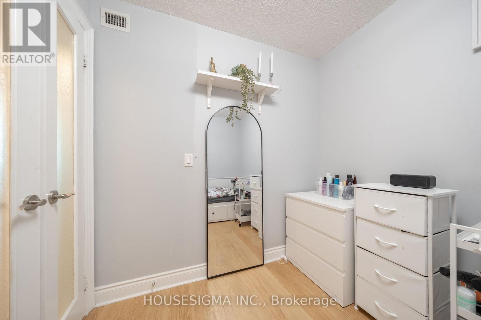 2508 - 15 Greenview Avenue, Toronto, Ontario  M2M 4M7 - Photo 9 - C12529132