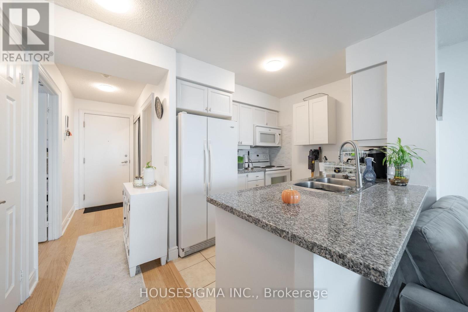 2508 - 15 Greenview Avenue, Toronto, Ontario  M2M 4M7 - Photo 5 - C12529132