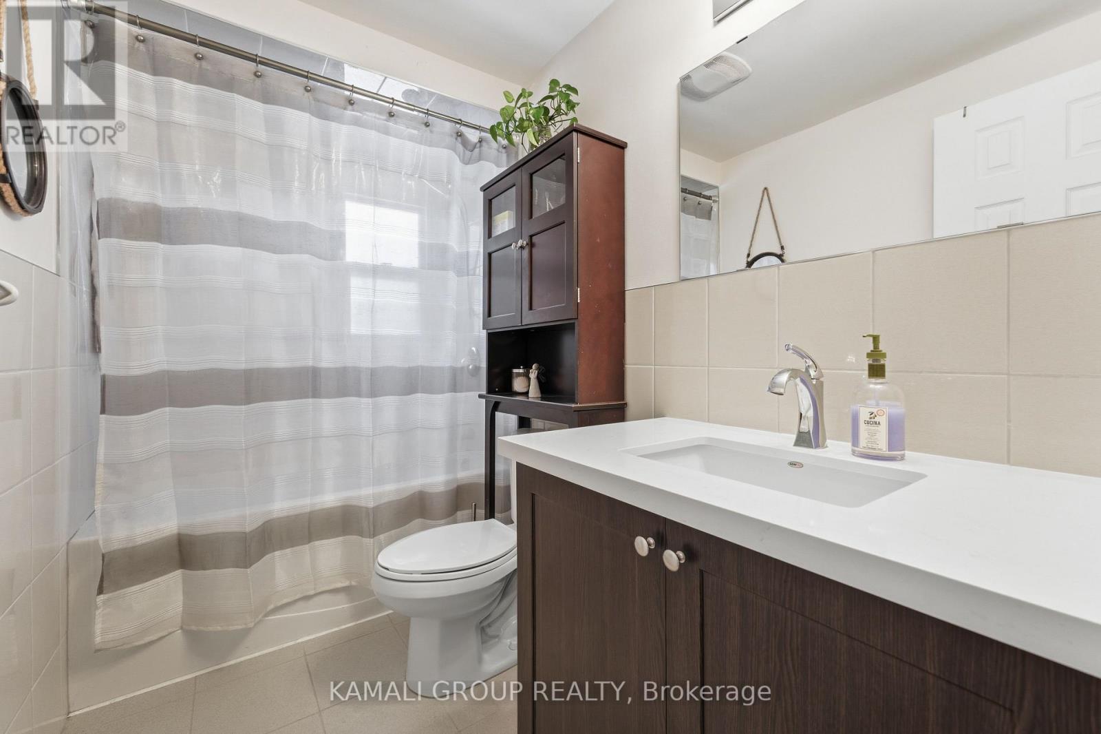 Main - 112 Kersey Crescent, Richmond Hill, Ontario  L4C 5V8 - Photo 19 - N12534920