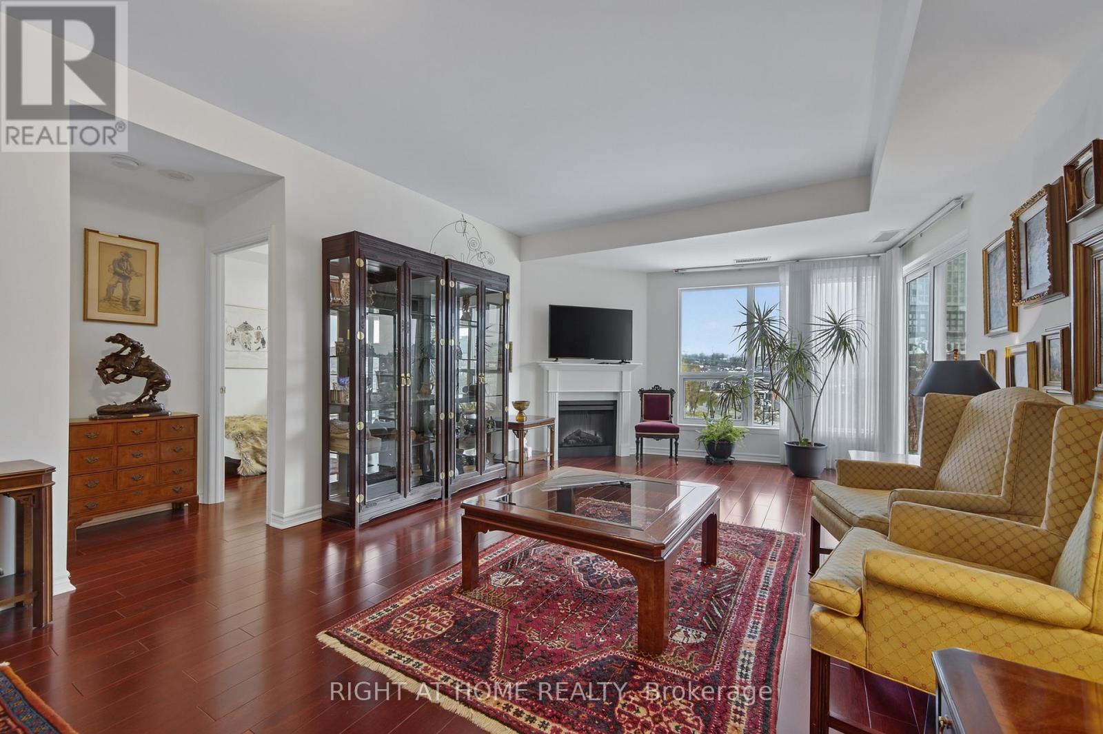 409 - 6 Toronto Street, Barrie, Ontario L4N 9R2 - Photo 10 - S12526486