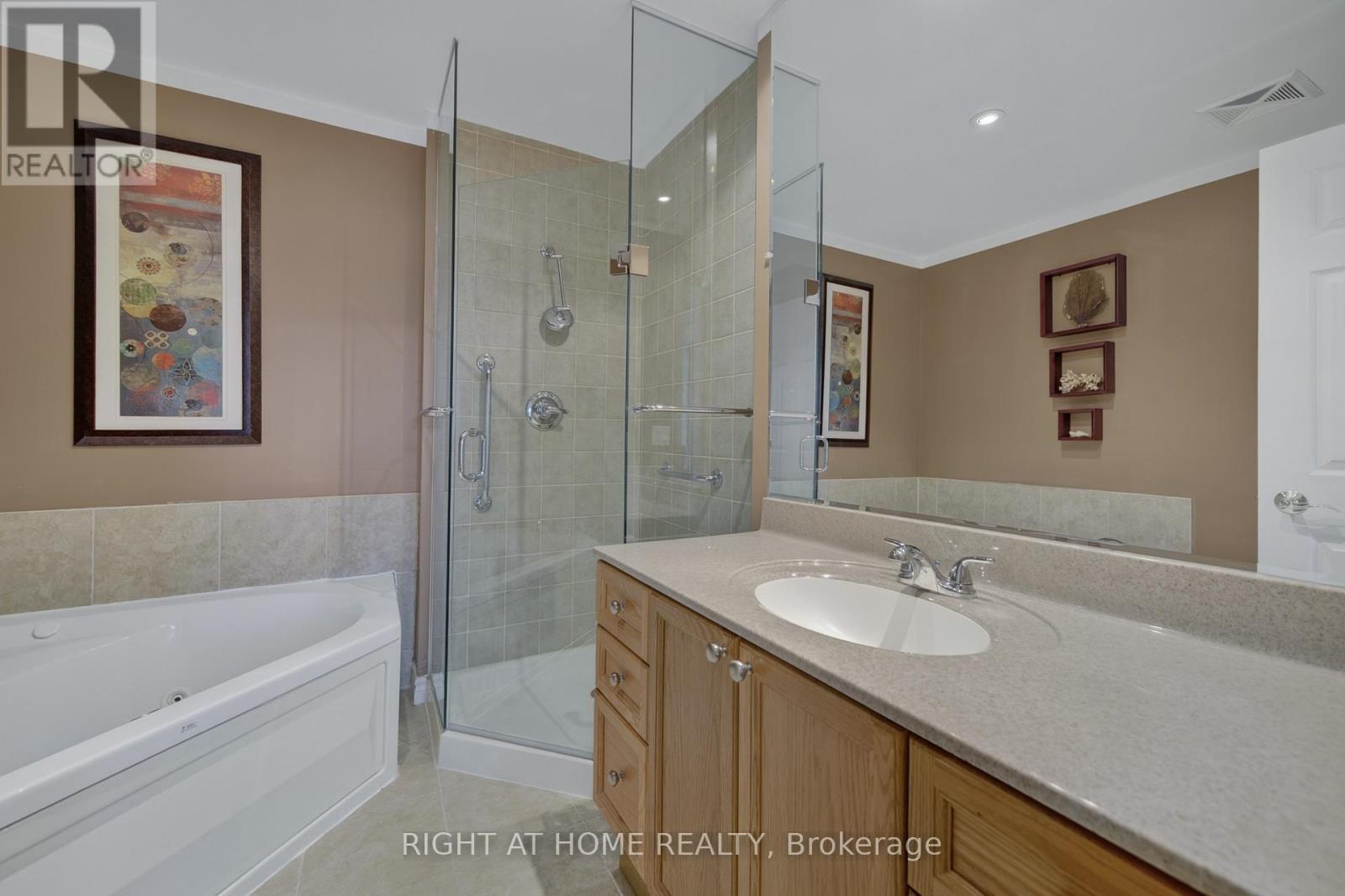 409 - 6 Toronto Street, Barrie, Ontario L4N 9R2 - Photo 17 - S12526486