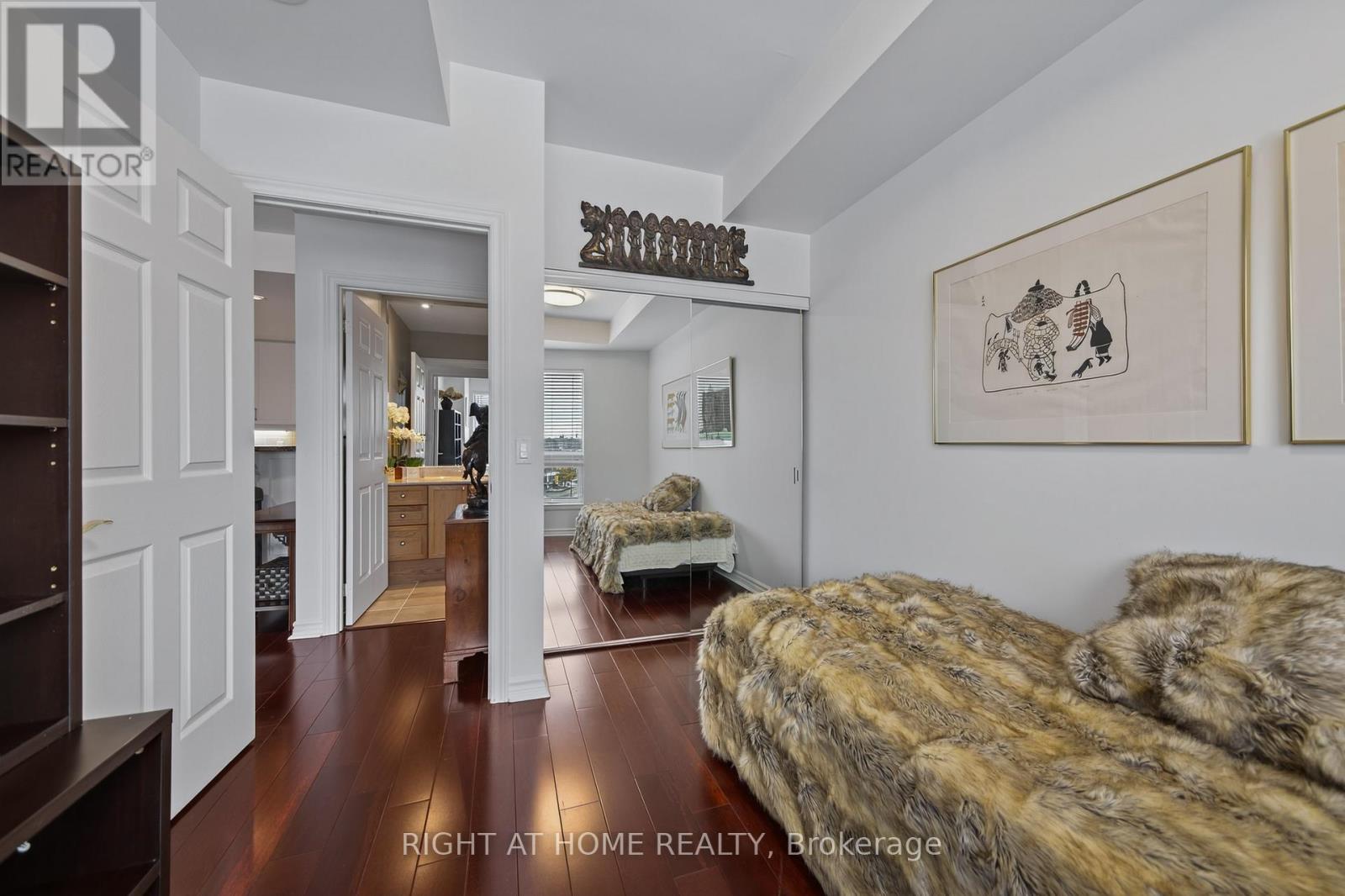 409 - 6 Toronto Street, Barrie, Ontario L4N 9R2 - Photo 19 - S12526486