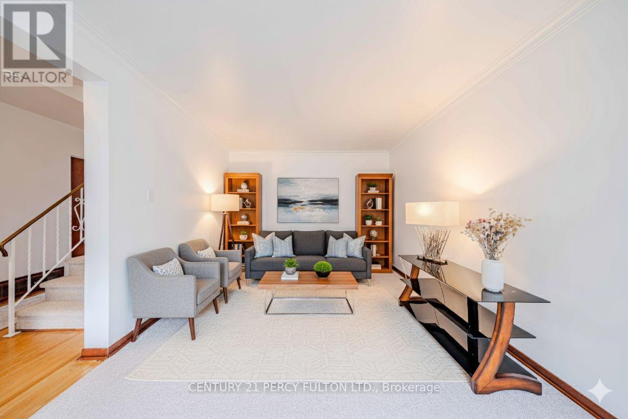 3 Griselda Crescent, Toronto, Ontario  M1G 3P5 - Photo 9 - E12537366