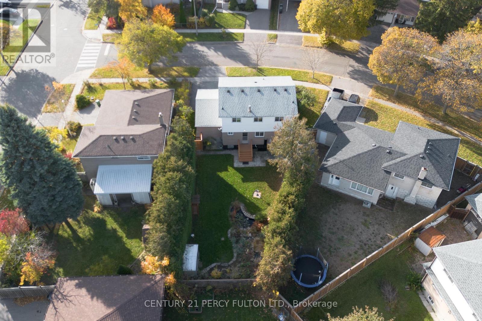 3 Griselda Crescent, Toronto, Ontario  M1G 3P5 - Photo 5 - E12537366