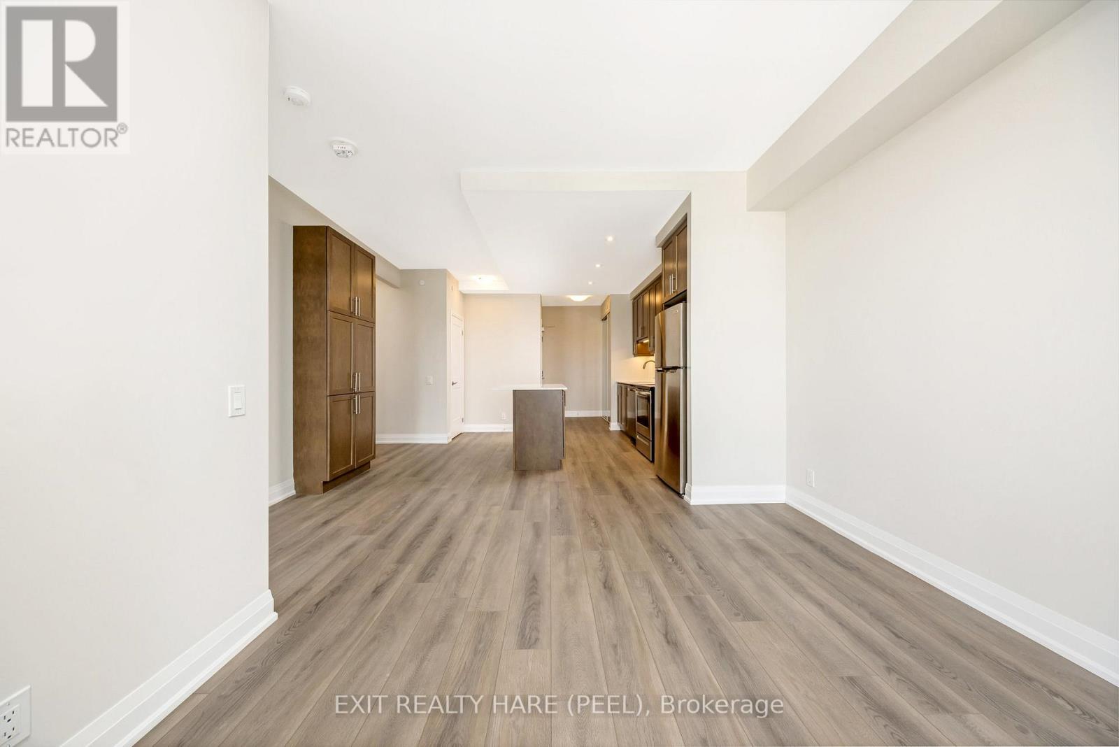 901 - 15 Lynch Street, Brampton, Ontario  L6W 0C7 - Photo 17 - W12538182