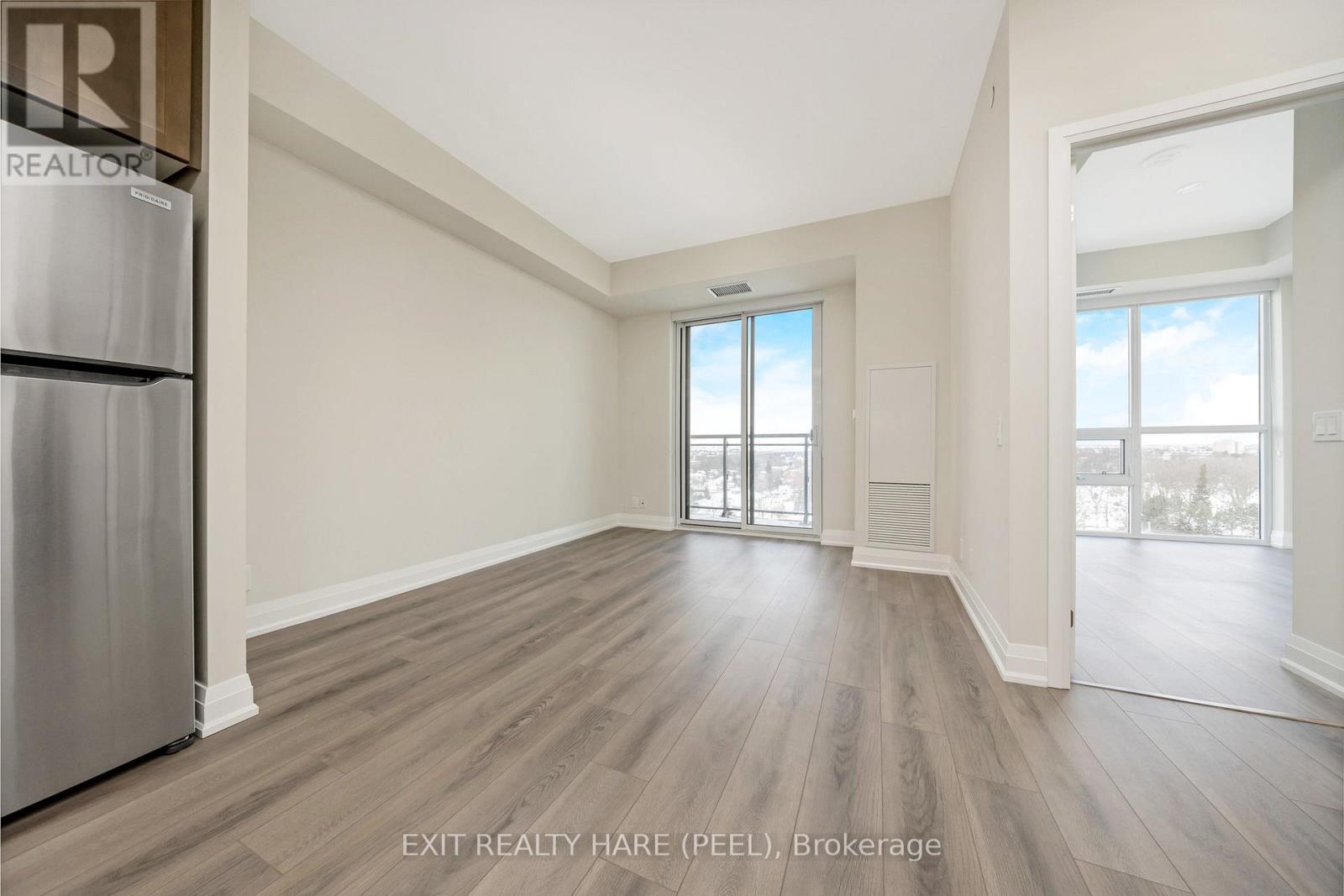 901 - 15 Lynch Street, Brampton, Ontario  L6W 0C7 - Photo 14 - W12538182