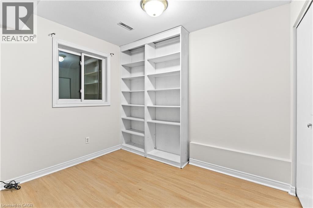 26 Woolwich Street, Kitchener, Ontario N2K 1R9 - Photo 37 - 40787902