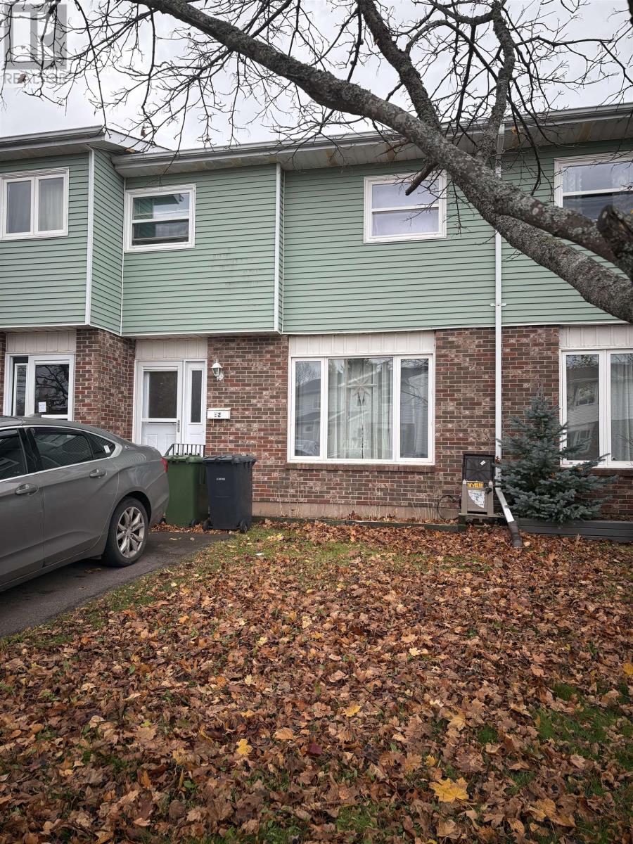 12 Dawson Court, Charlottetown, Prince Edward Island  C1A 8T1 - Photo 1 - 202527816