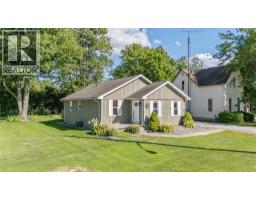 452 MAUDE STREET, Petrolia, Ontario