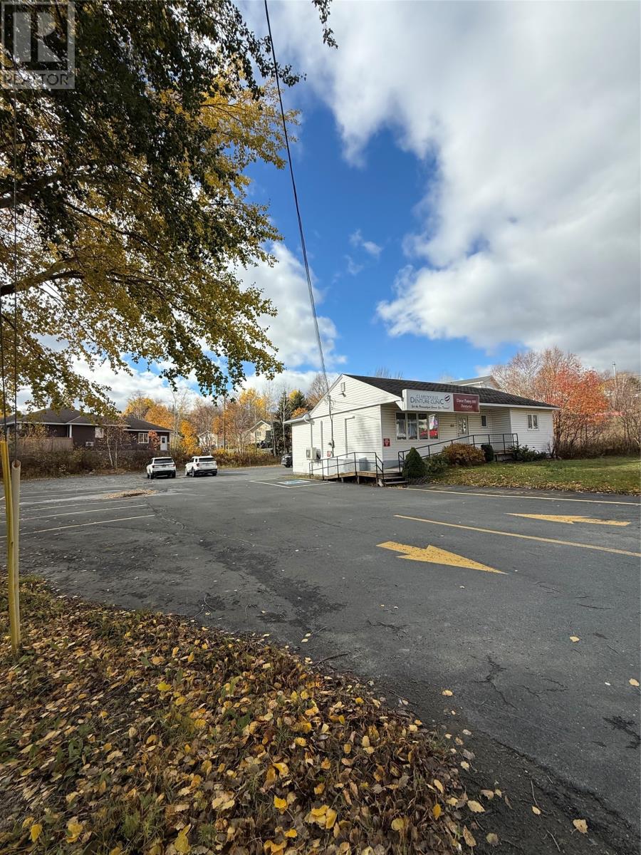 322 Memorial Drive, Clarenville, Newfoundland & Labrador  A5A 1P3 - Photo 11 - 1292397