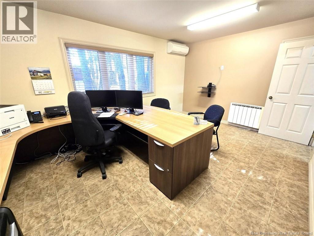 700 Victoria Street, Edmundston, New Brunswick  E3V 3S9 - Photo 15 - NB130024