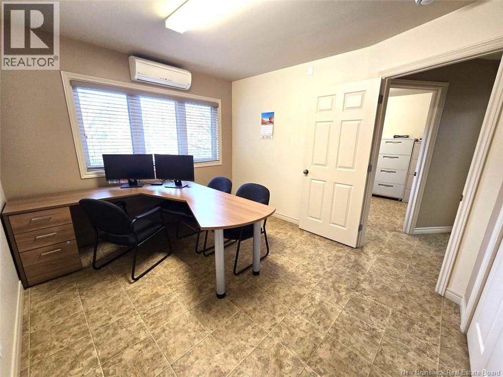 700 Victoria Street, Edmundston, New Brunswick  E3V 3S9 - Photo 17 - NB130024