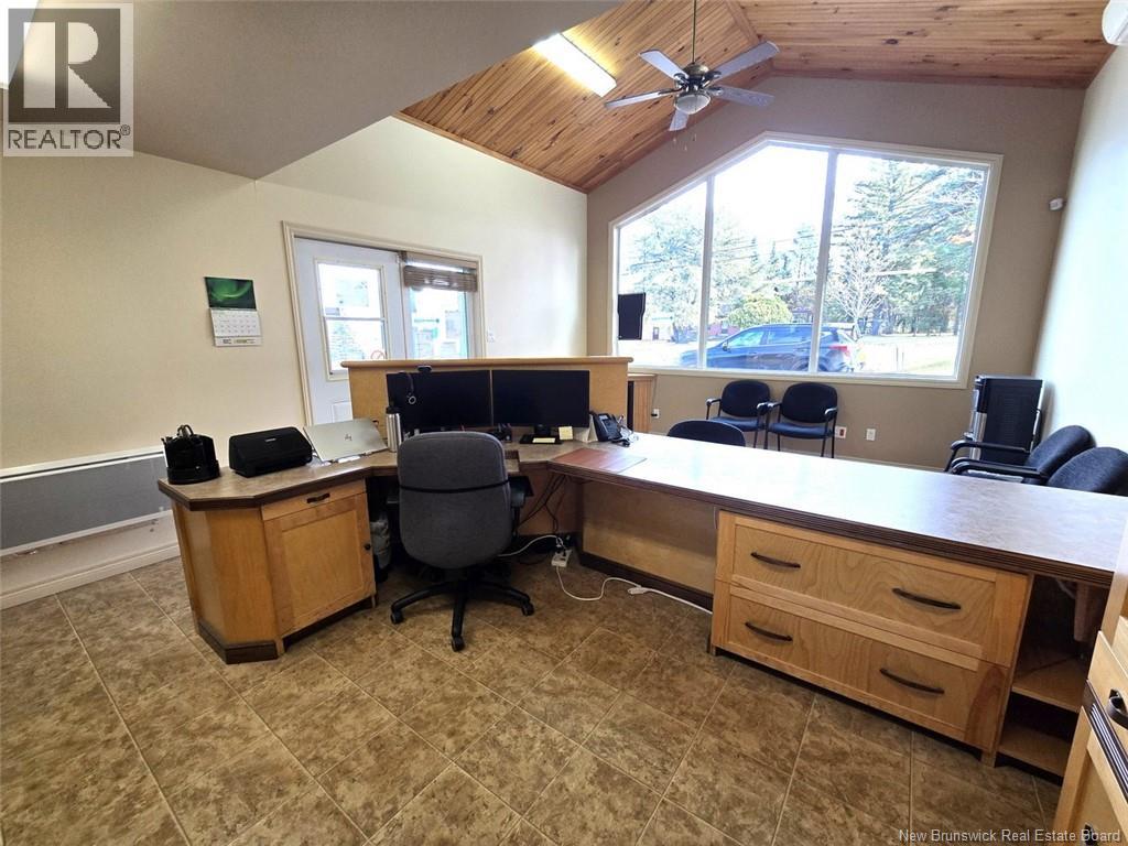 700 Victoria Street, Edmundston, New Brunswick  E3V 3S9 - Photo 6 - NB130024