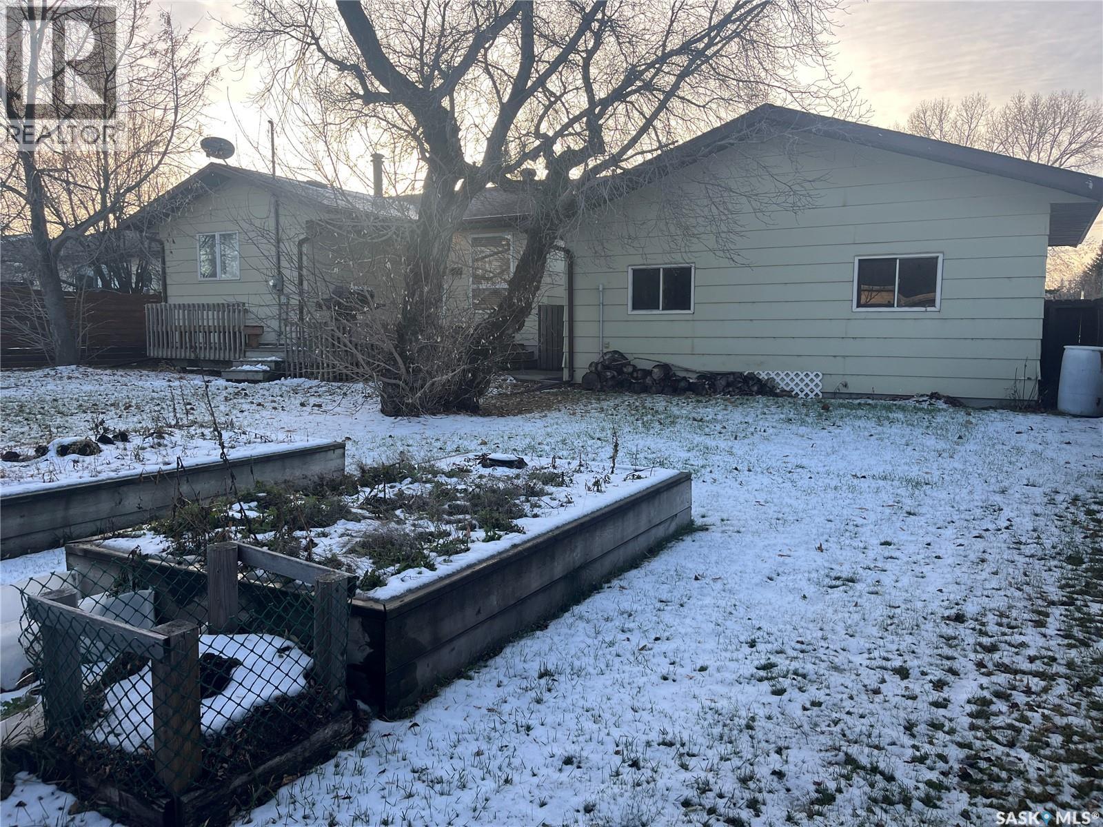 506 9th Street E, Wynyard, Saskatchewan  S0A 4T0 - Photo 30 - SK023953