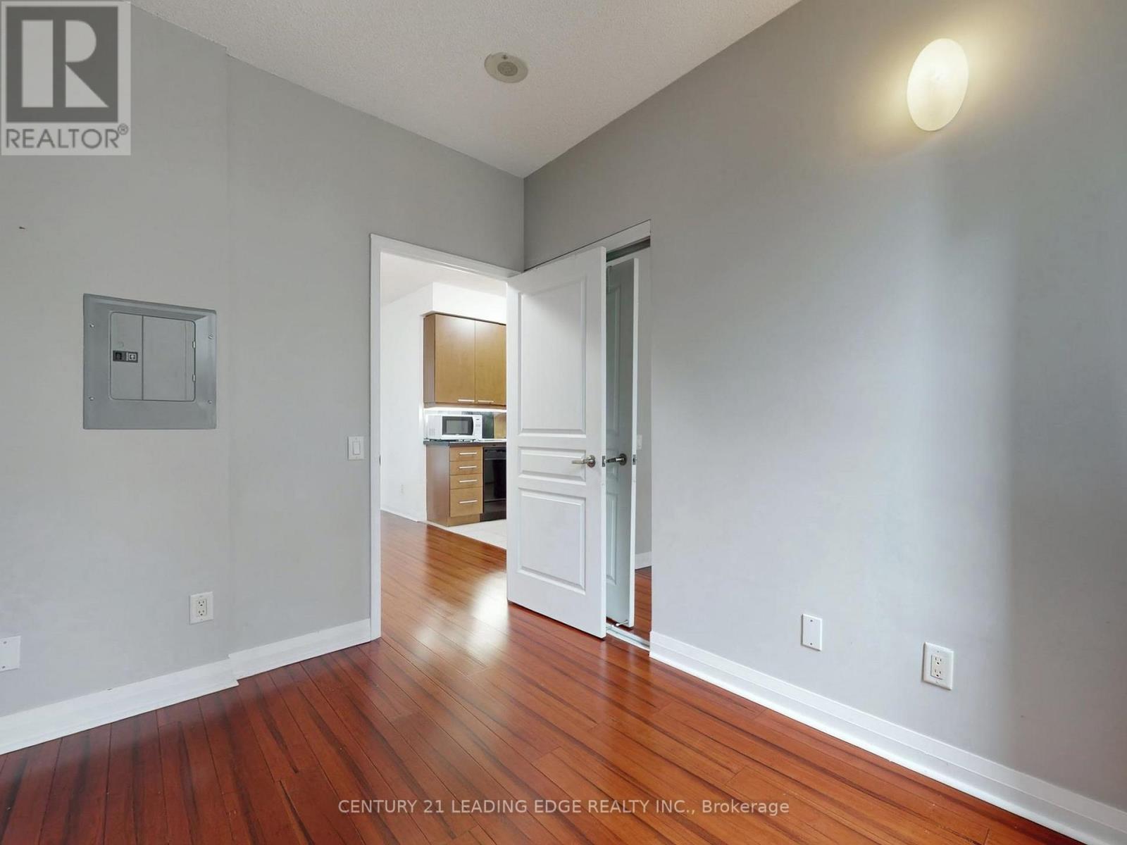 401 - 1121 Bay Street, Toronto, Ontario  M5S 3L9 - Photo 20 - C12537350