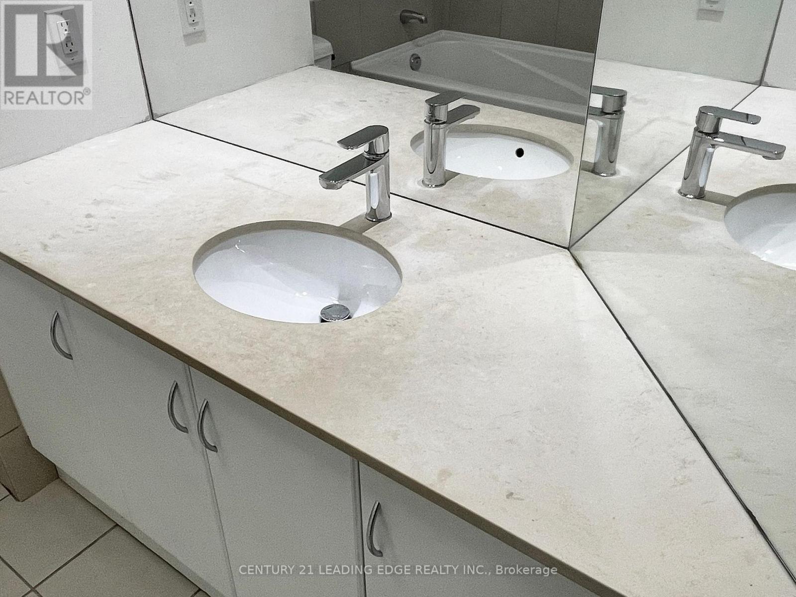 401 - 1121 Bay Street, Toronto, Ontario  M5S 3L9 - Photo 26 - C12537350