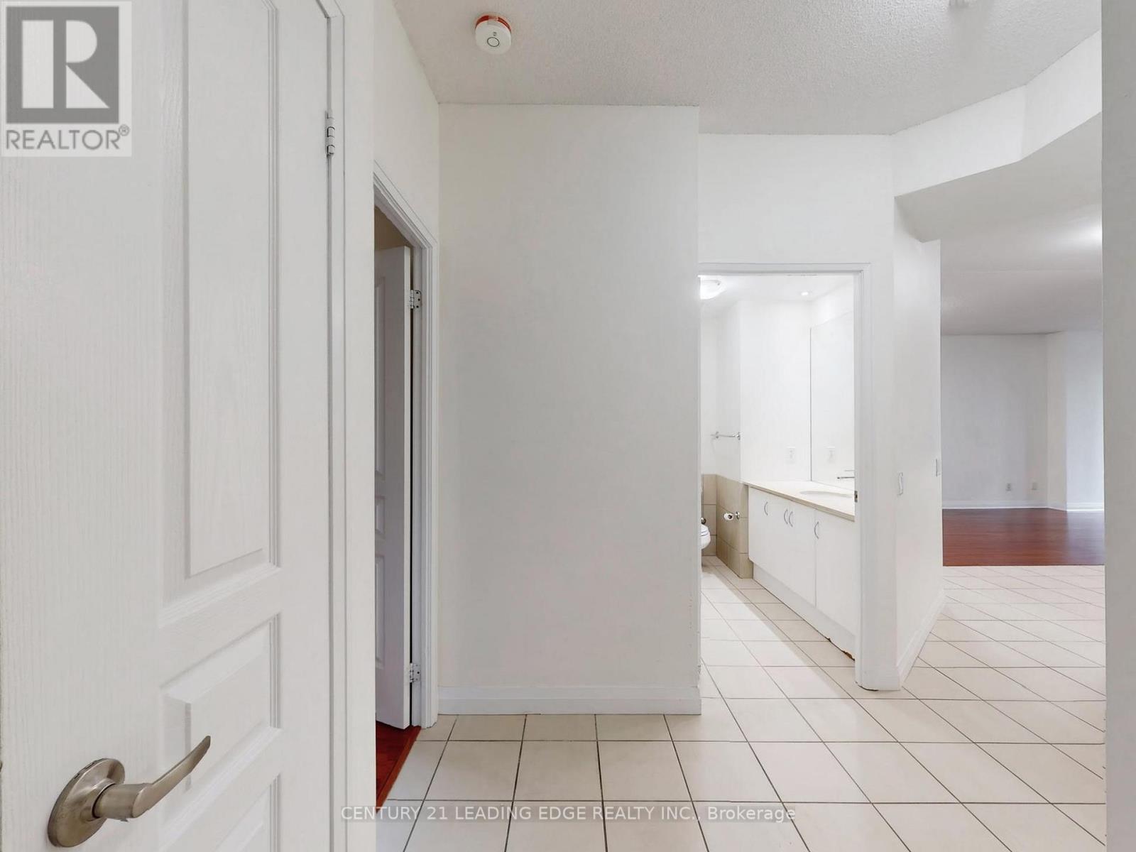 401 - 1121 Bay Street, Toronto, Ontario  M5S 3L9 - Photo 30 - C12537350