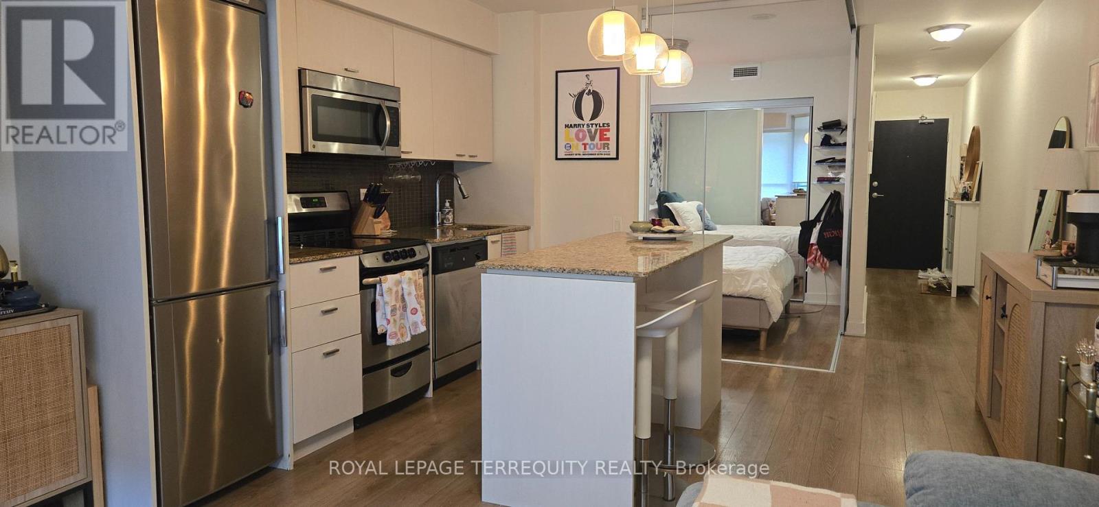 411 - 775 King Street W, Toronto, Ontario  M5V 2K3 - Photo 11 - C12540150