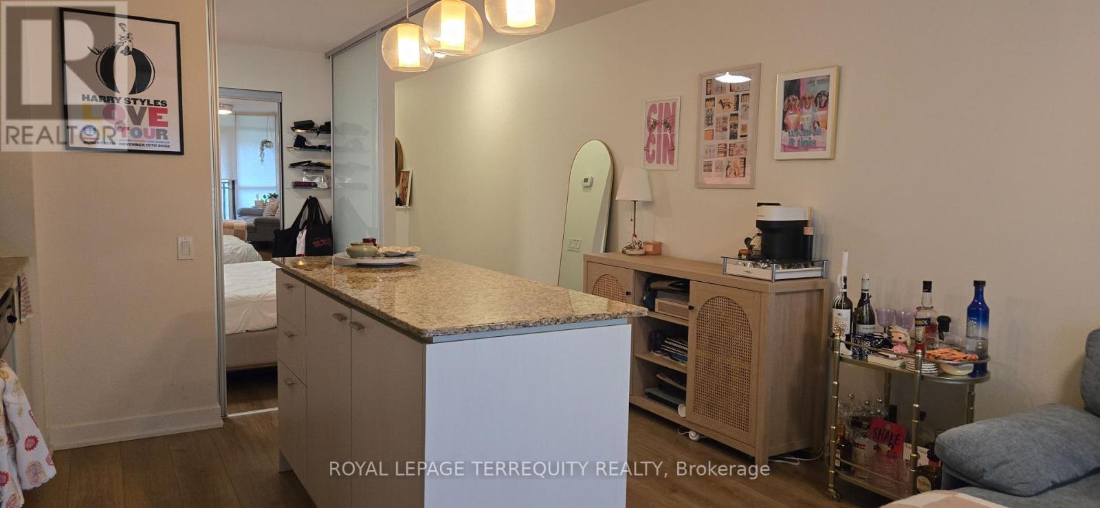 411 - 775 King Street W, Toronto, Ontario  M5V 2K3 - Photo 12 - C12540150