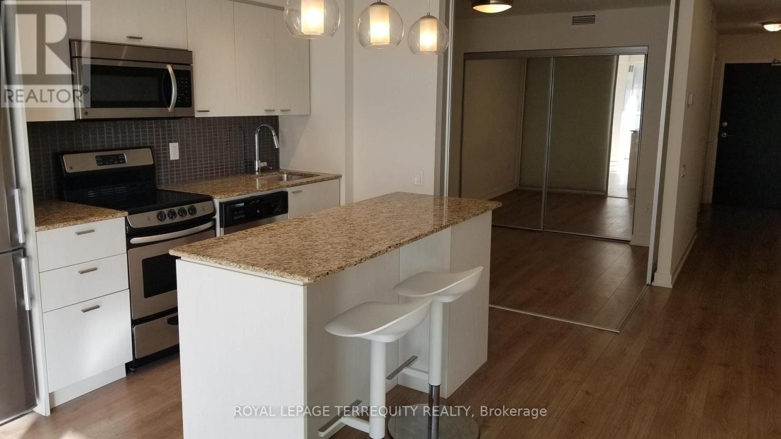 411 - 775 King Street W, Toronto, Ontario  M5V 2K3 - Photo 8 - C12540150