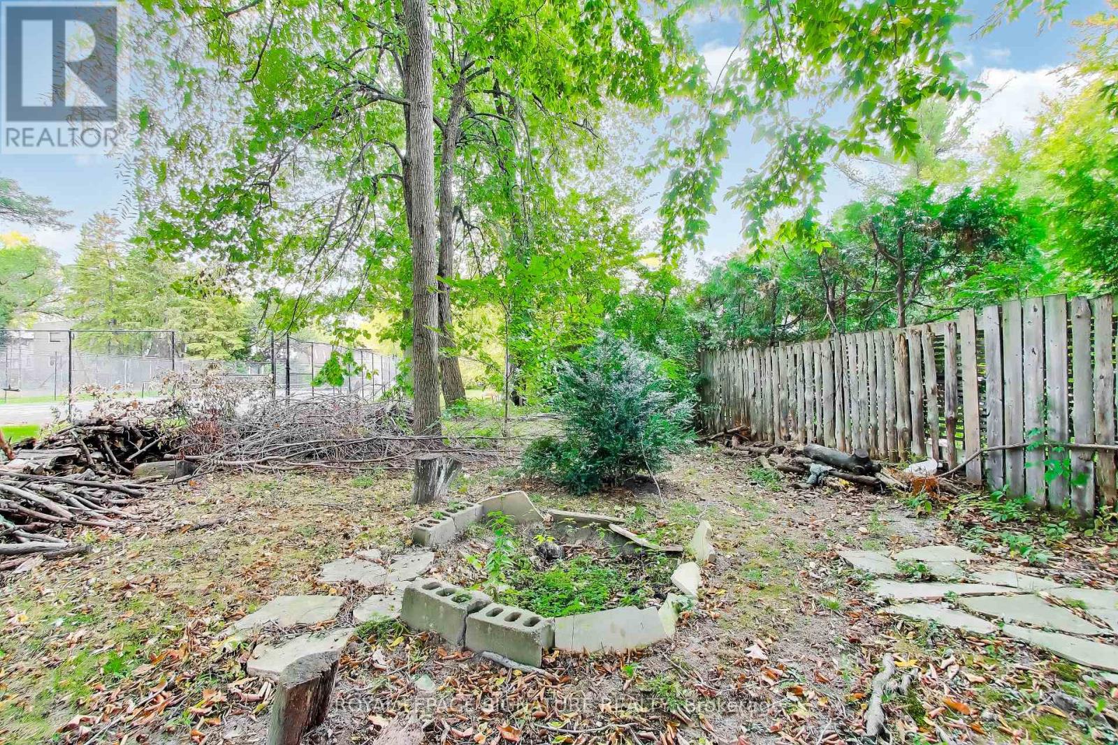 358 Spring Garden Avenue, Toronto, Ontario  M2N 5J7 - Photo 19 - C12540194