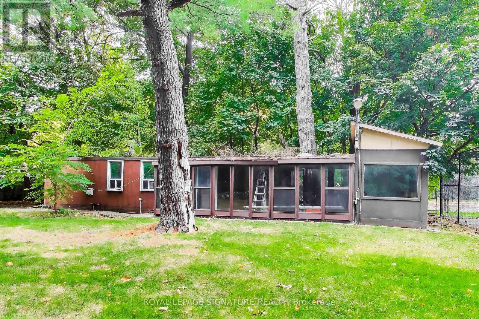 358 Spring Garden Avenue, Toronto, Ontario  M2N 5J7 - Photo 20 - C12540194