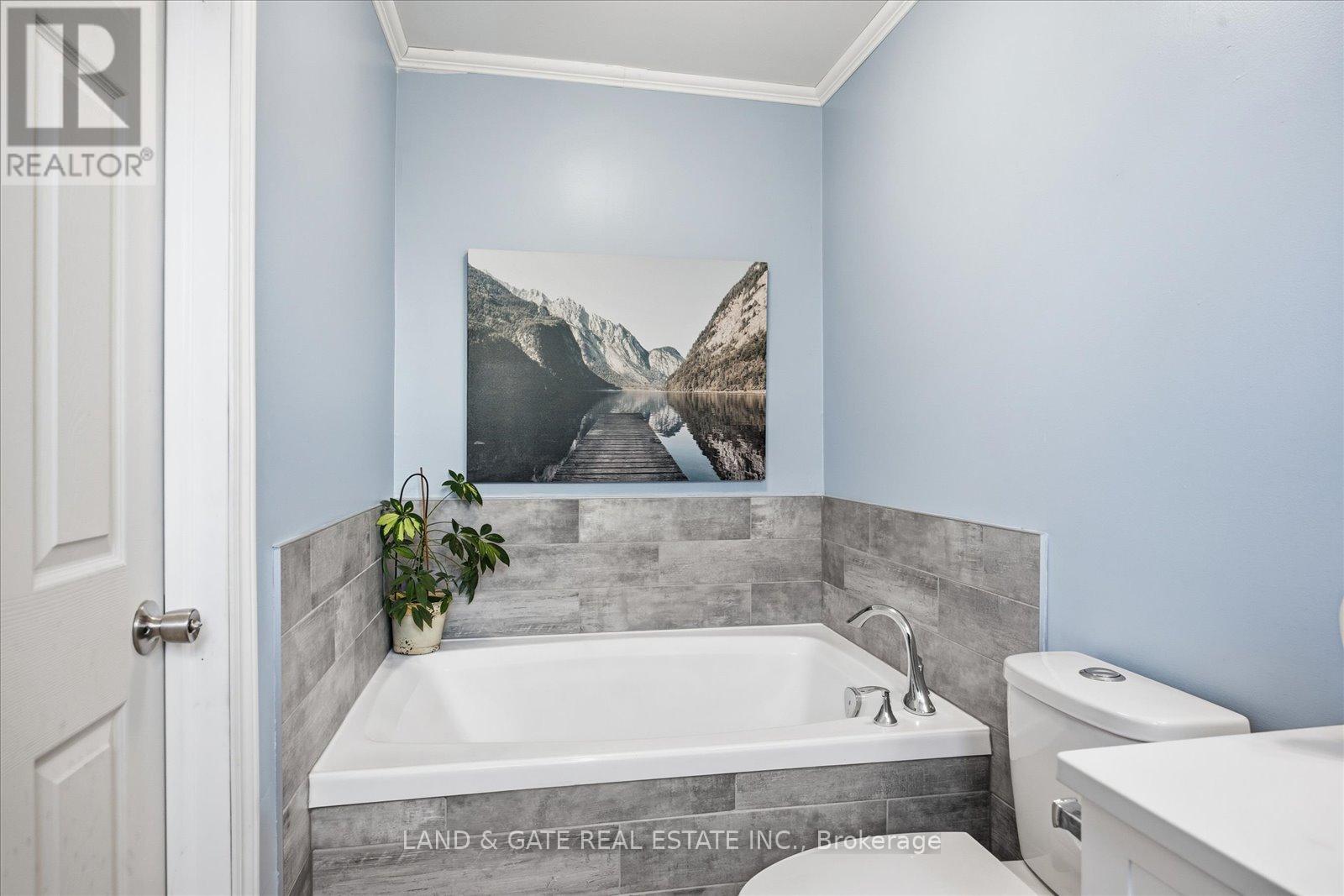 76 Moyse Drive, Clarington, Ontario  L1E 2V8 - Photo 24 - E12540298