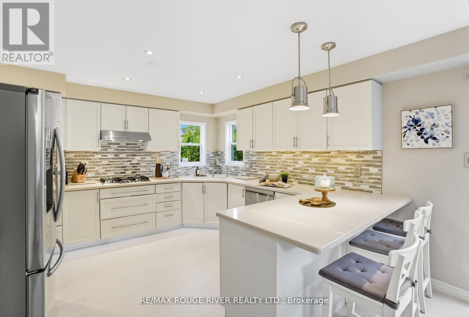 79 Watford Street, Whitby, Ontario  L1M 1E8 - Photo 11 - E12540326