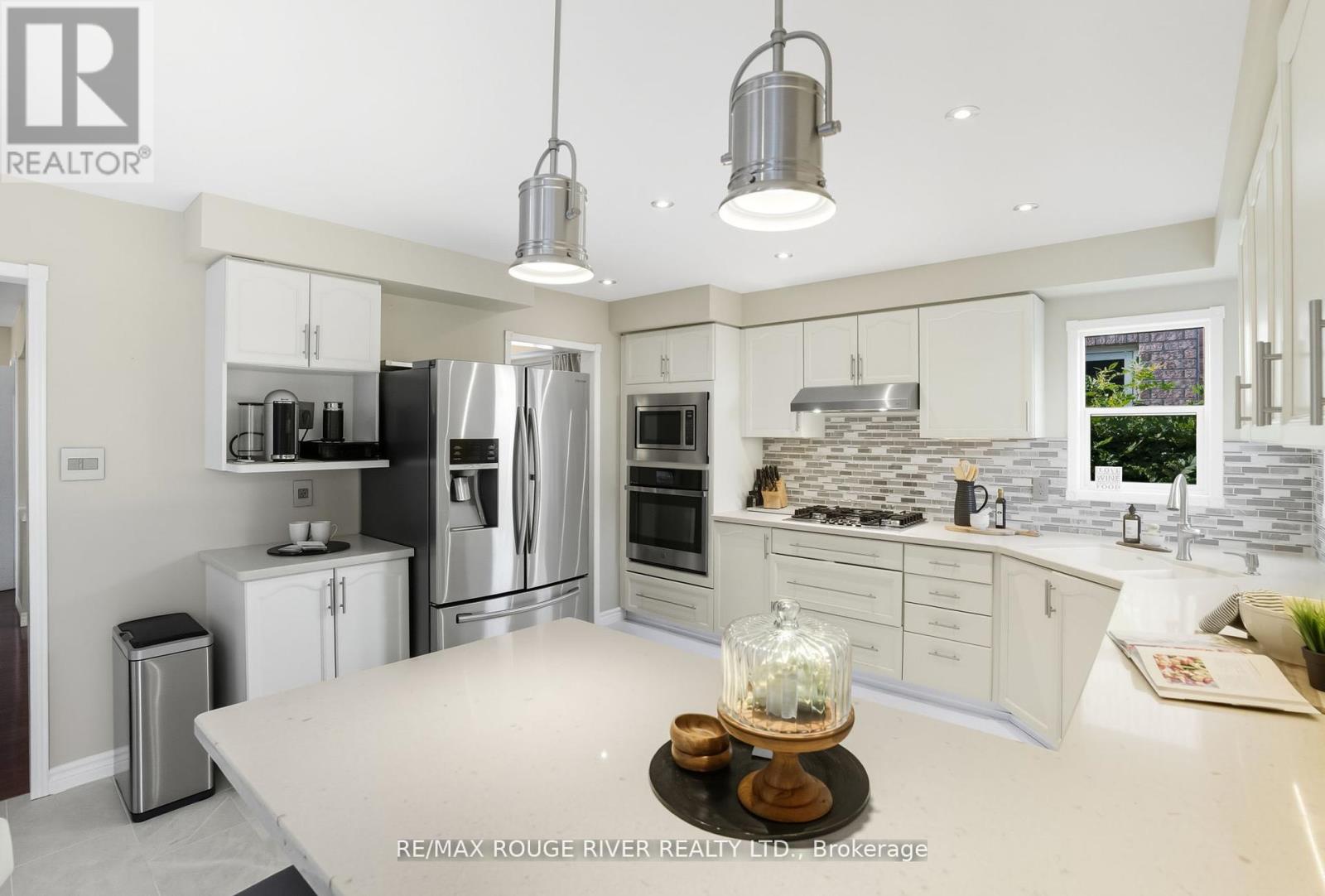 79 Watford Street, Whitby, Ontario  L1M 1E8 - Photo 13 - E12540326