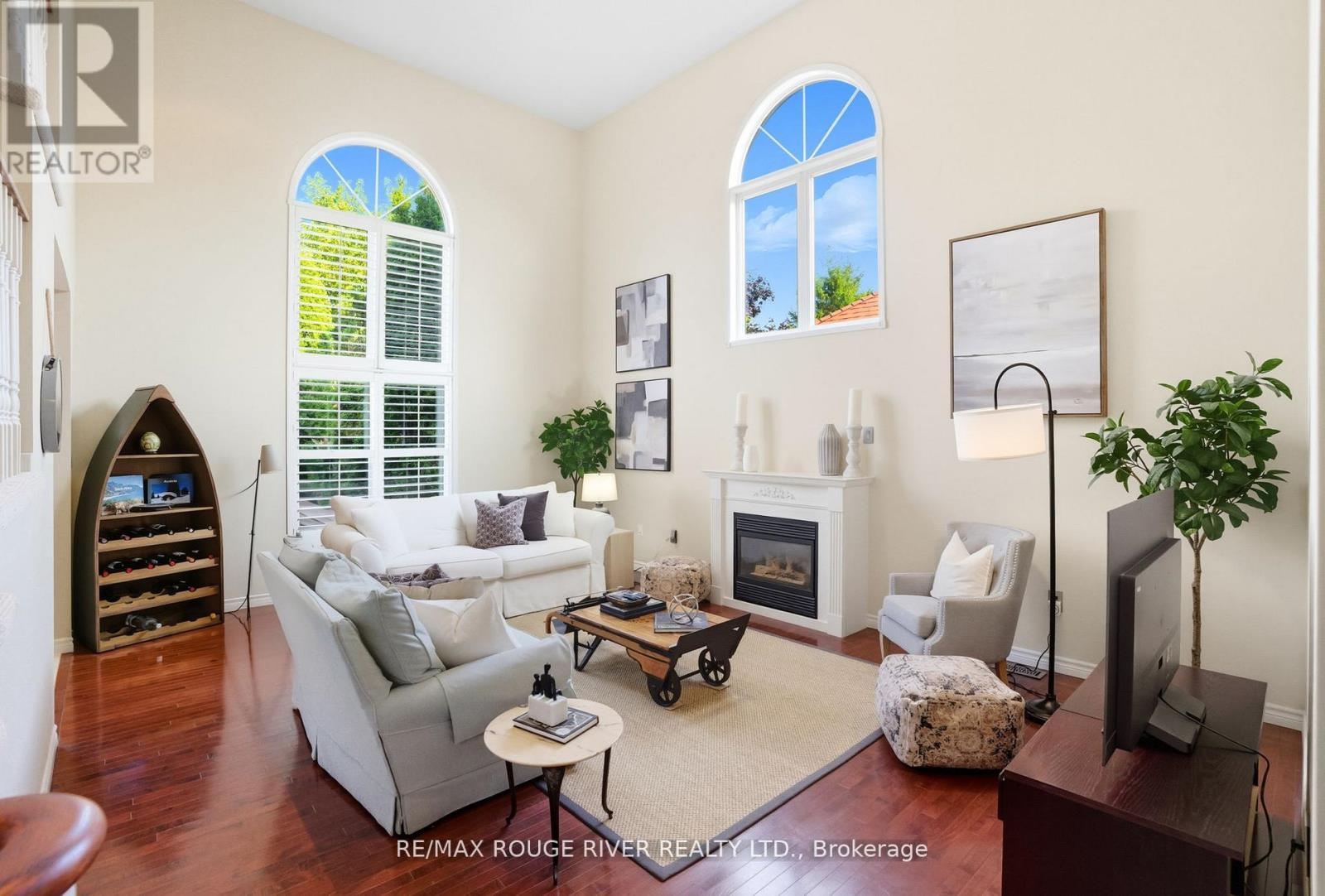 79 Watford Street, Whitby, Ontario  L1M 1E8 - Photo 5 - E12540326