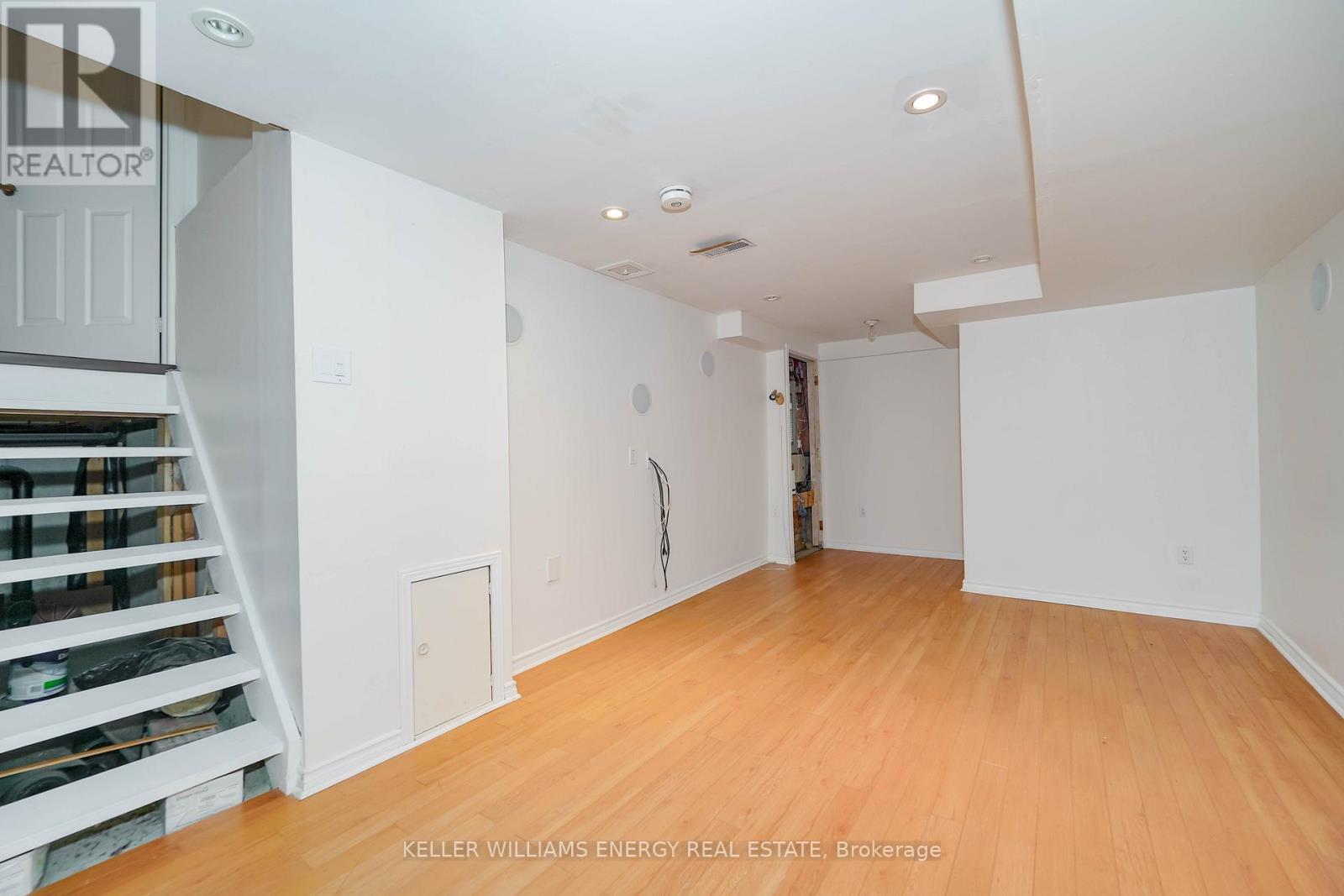 38 Elliottglen Drive, Ajax, Ontario  L1Z 0H2 - Photo 24 - E12540500