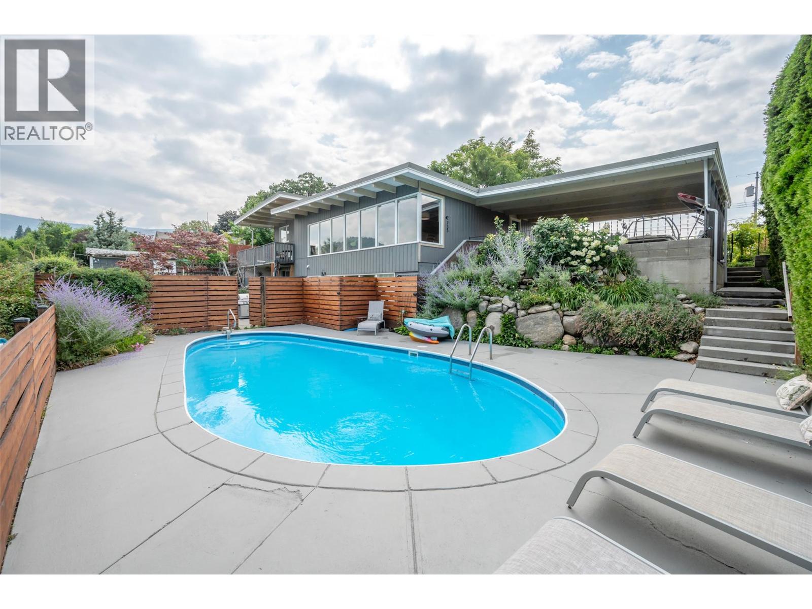 735 Ross Avenue, Penticton, British Columbia  V2A 3A5 - Photo 38 - 10358044