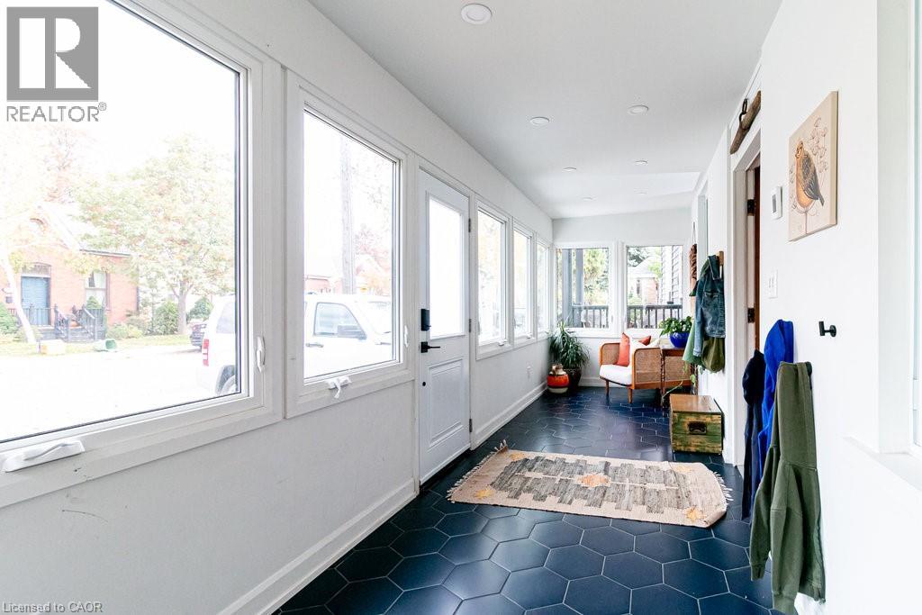 47 Tom Street, Hamilton, Ontario  L8R 1X2 - Photo 3 - 40783736