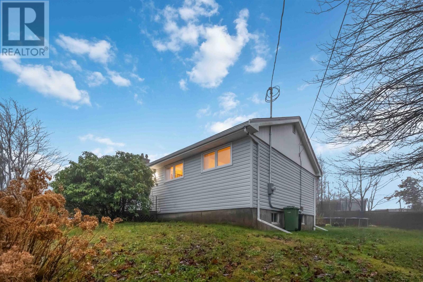 Property at 16 Ellen Drive image 3