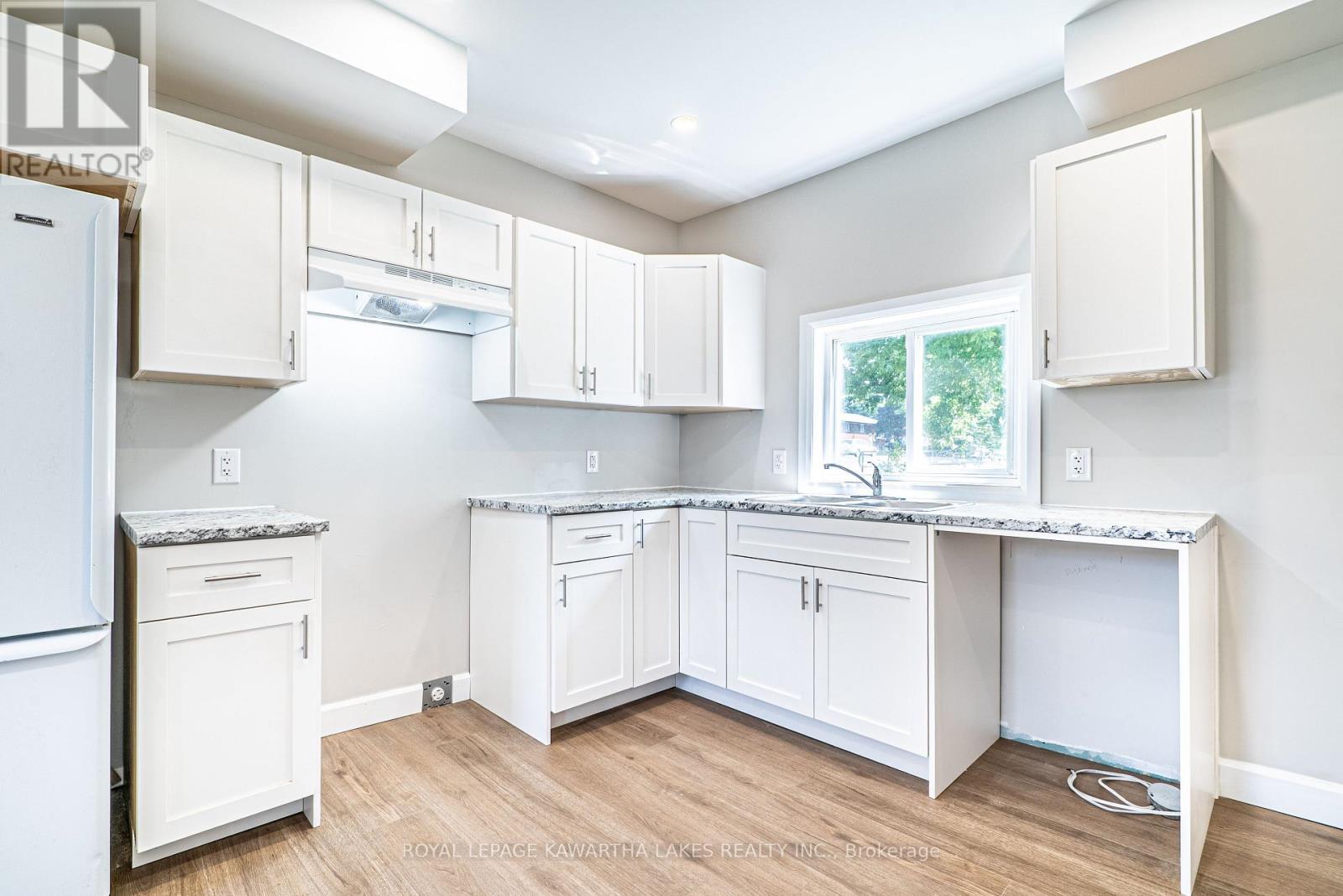 50 St Patrick Street, Kawartha Lakes, Ontario K9V 1R3 - Photo 10 - X12540502