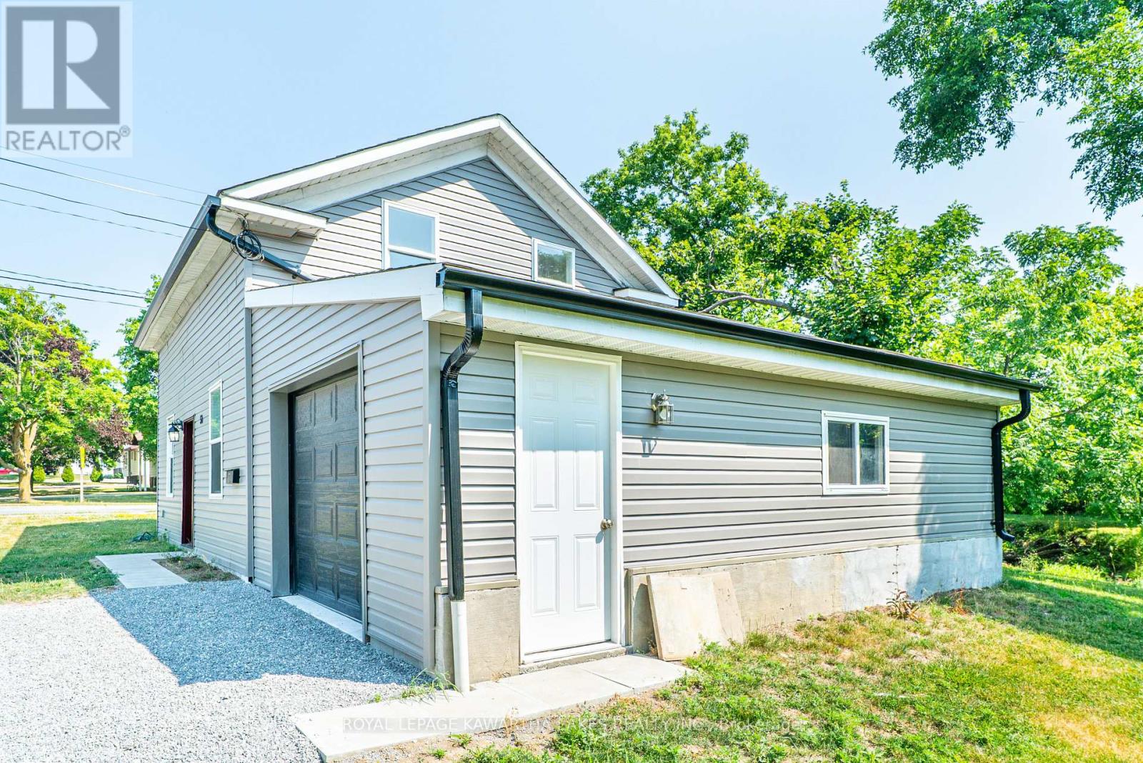 50 St Patrick Street, Kawartha Lakes, Ontario K9V 1R3 - Photo 27 - X12540502