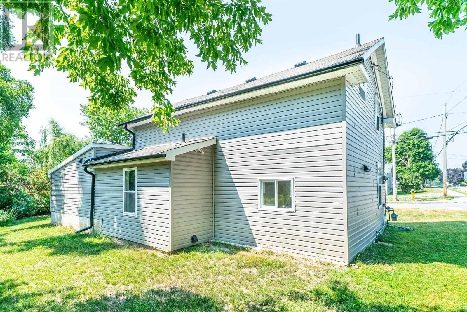 50 St Patrick Street, Kawartha Lakes, Ontario K9V 1R3 - Photo 30 - X12540502