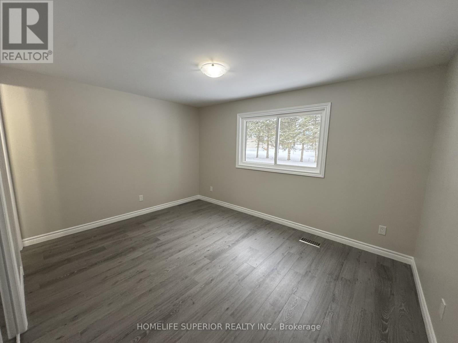 10 Belmont Street, Havelock-Belmont-Methuen, Ontario K0L 1Z0 - Photo 14 - X12540512