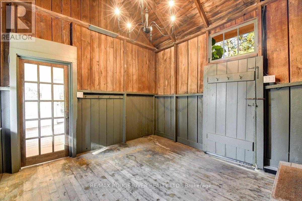 1140 Heritage Line, Otonabee-South Monaghan, Ontario K0L 2G0 - Photo 19 - X12540530